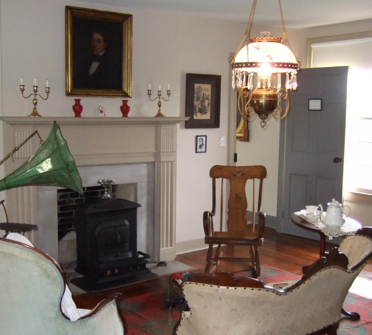 the-sherwood-davidson-house-museum-photo